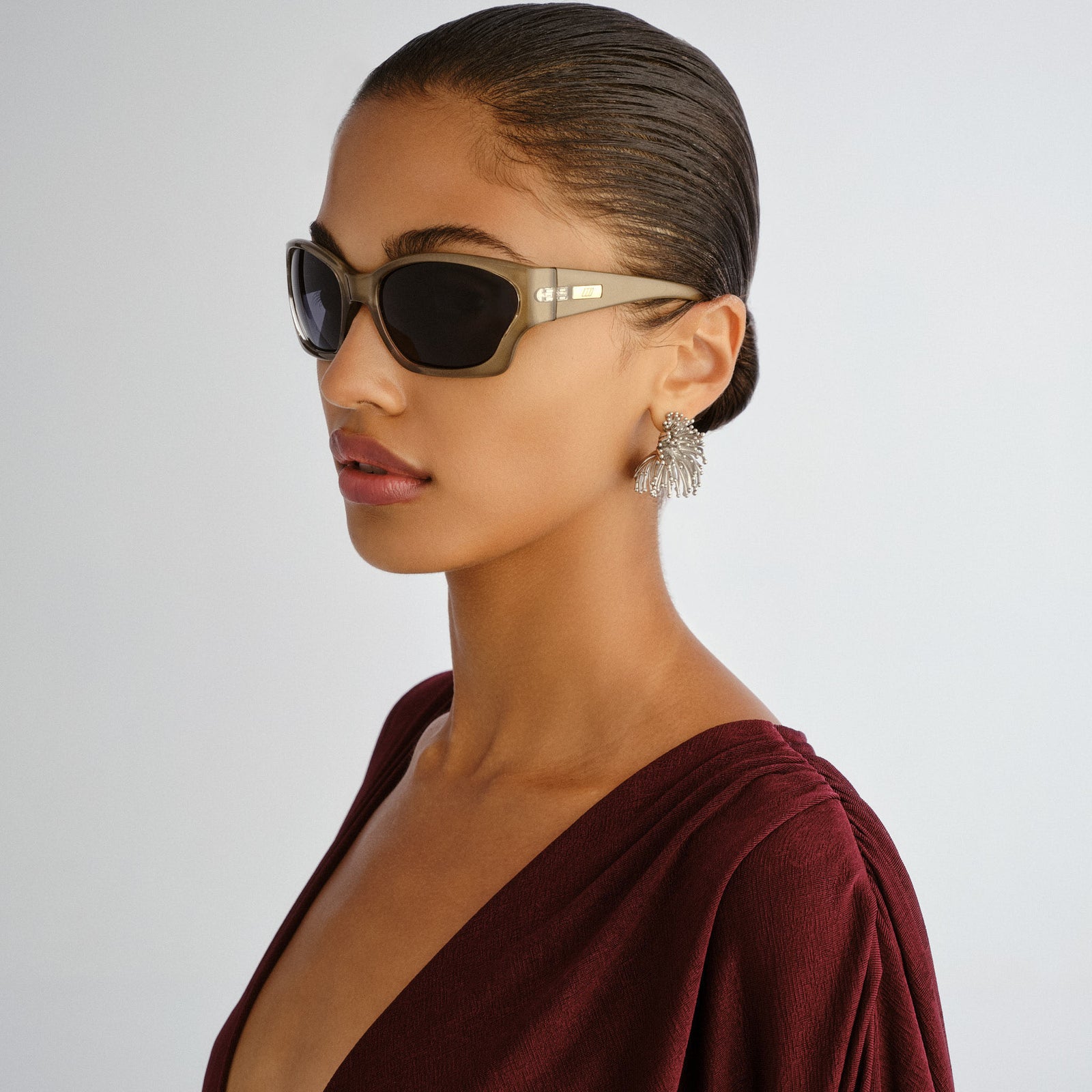 Salacious Olive Pearl Uni-Sex Wrap Sunglasses | Le Specs