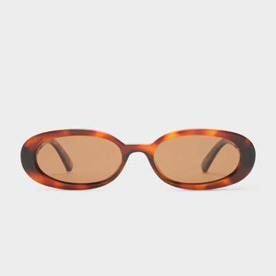 OUTTA LOVE | TOFFEE TORT LIGHT BROWN MONO POLARISED