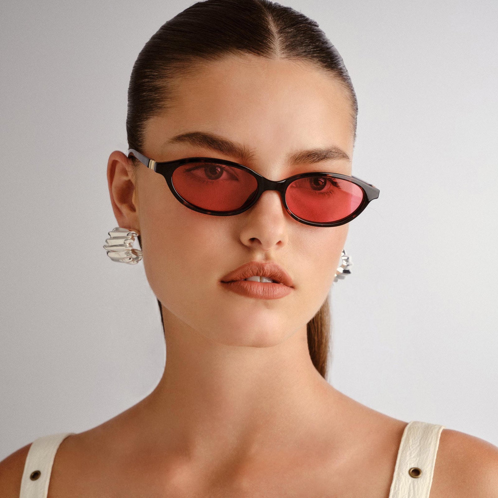 Duskfall Tort Female Oval Sunglasses | Le Specs