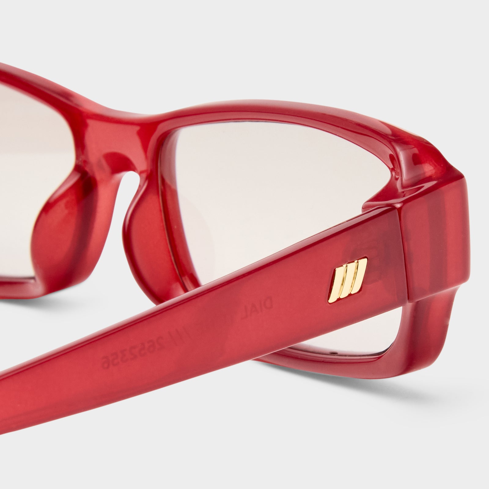 Dial Tone Cranberry Uni-Sex Rectangle Sunglasses | Le Specs