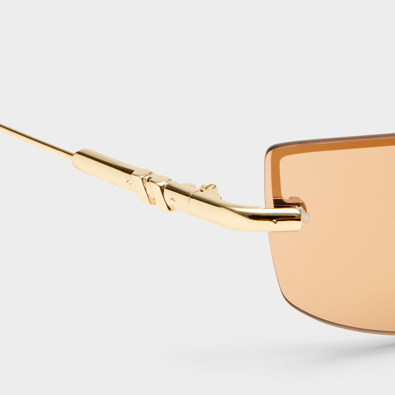 Velvetine Gold Uni-Sex Wrap Sunglasses | Le Specs