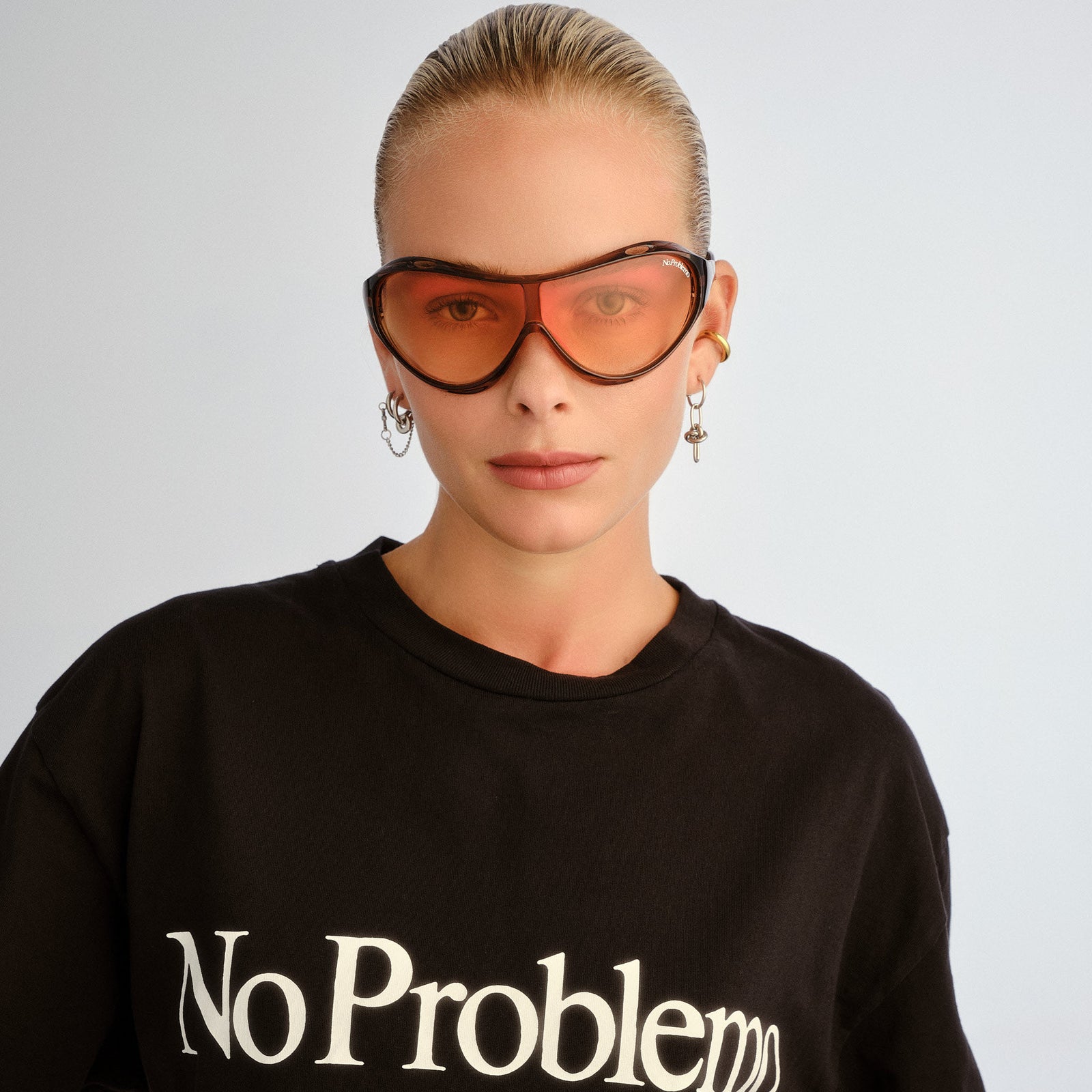 Iris Cocoa Uni-Sex Shield Sunglasses | Le Specs