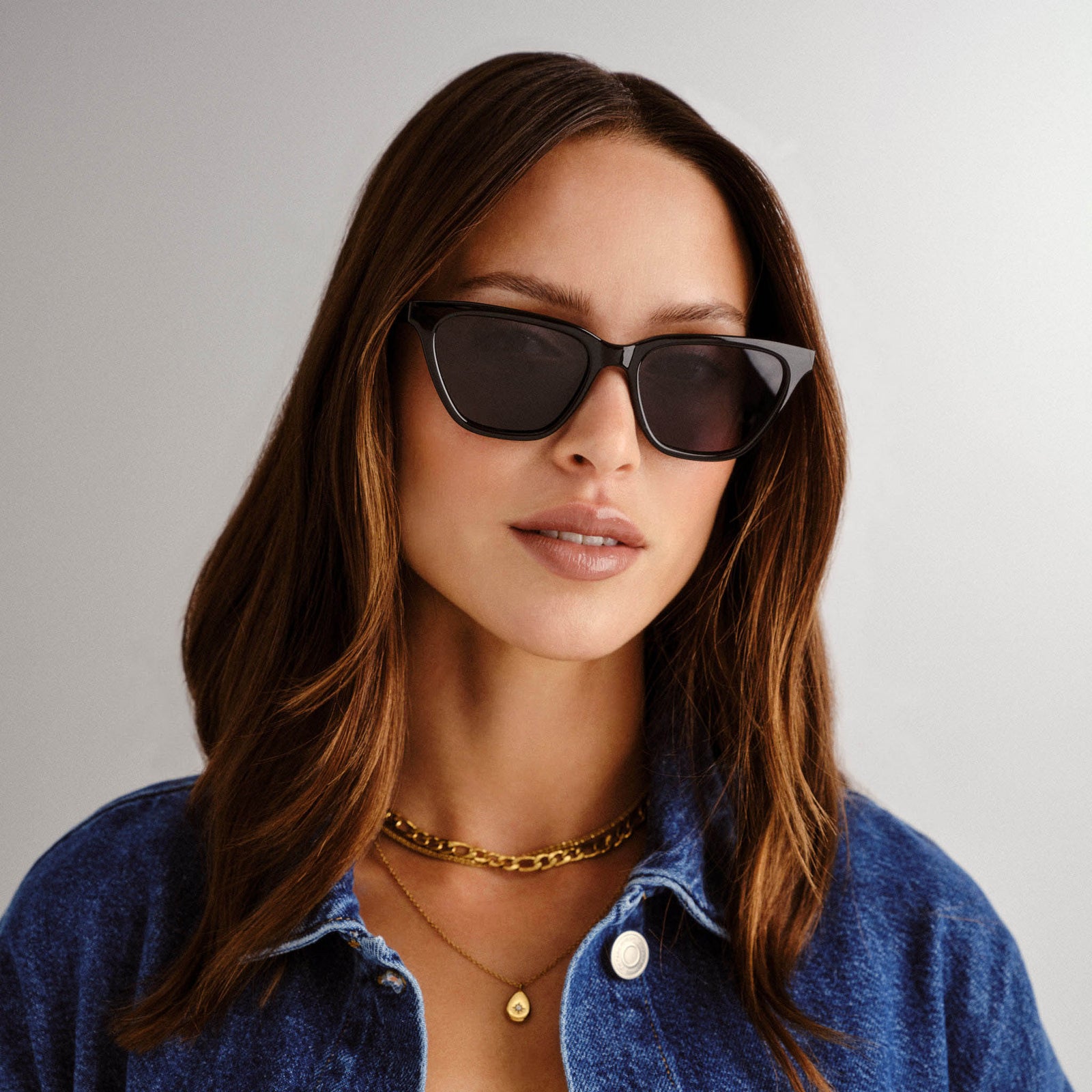 Unfaithful Black Female Cat-Eye Sunglasses | Le Specs