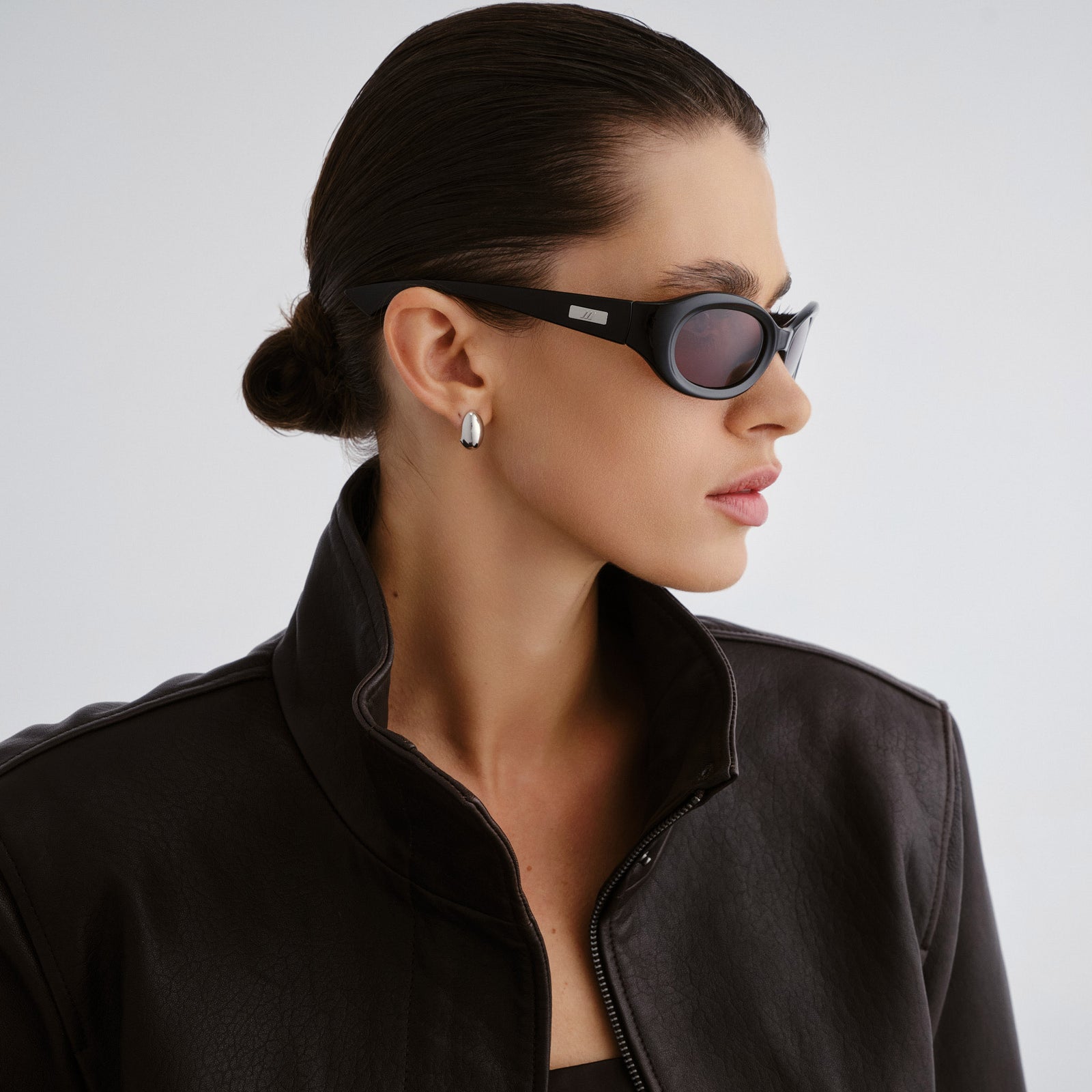 Nightcrawler Black Uni-Sex Wrap Sunglasses | Le Specs