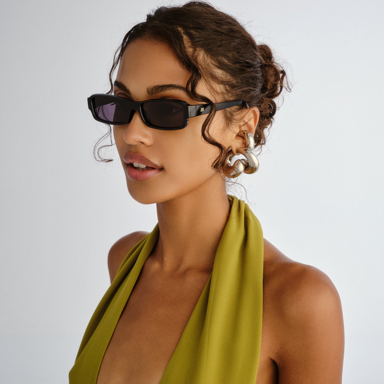 Dial Tone Black Uni-Sex Rectangle Sunglasses | Le Specs