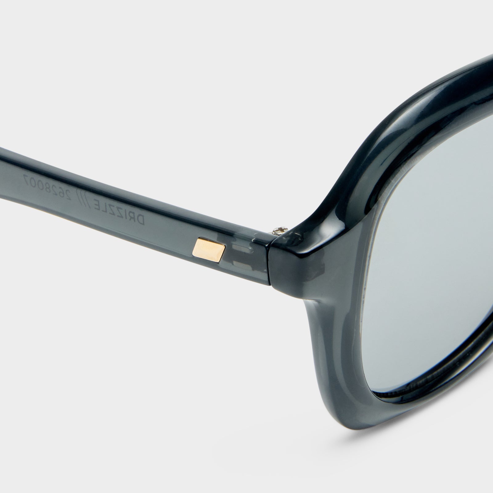Drizzle Dark Smoke Uni-Sex Aviator Sunglasses | Le Specs