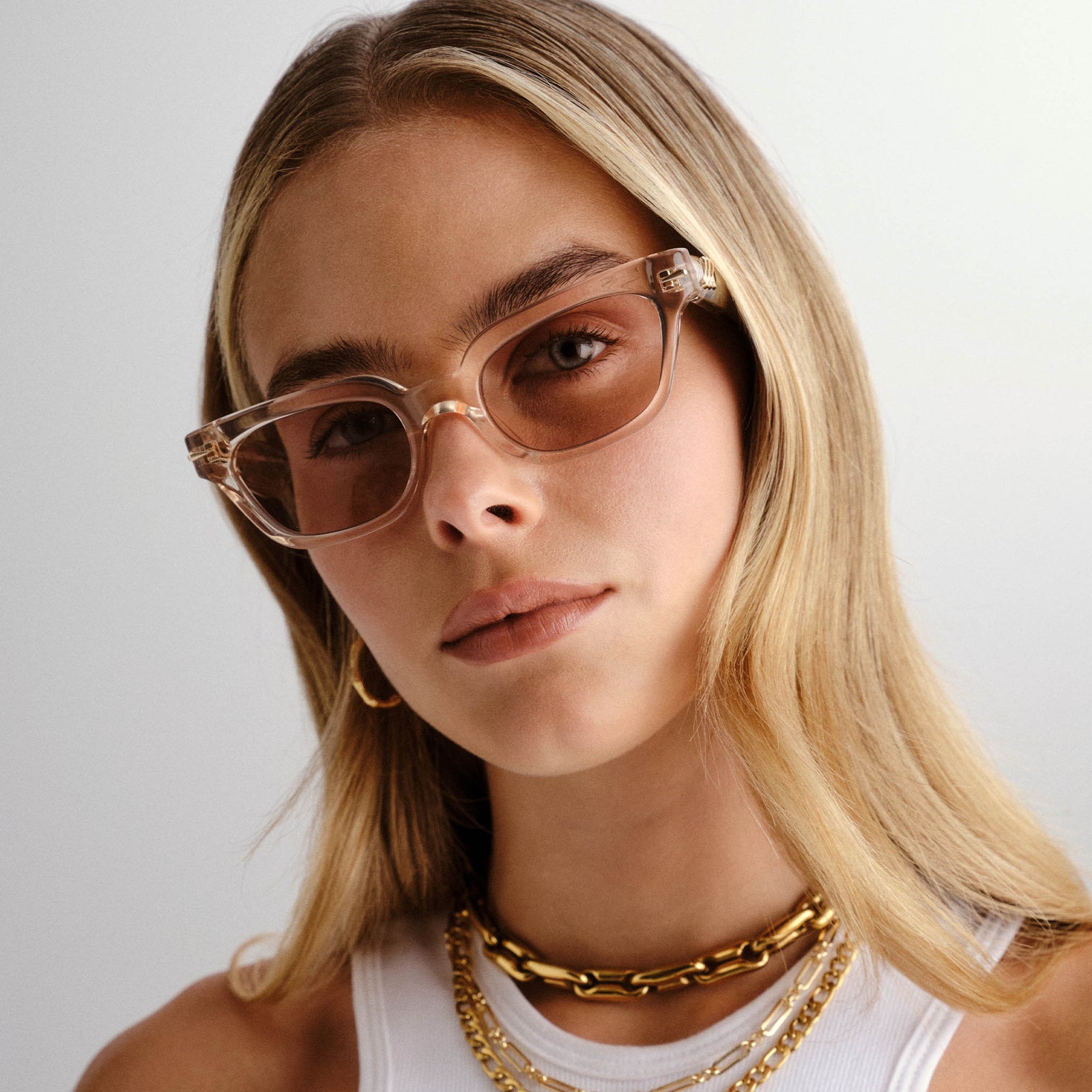 Numero Tres Dune Female D-Frame Sunglasses | Le Specs