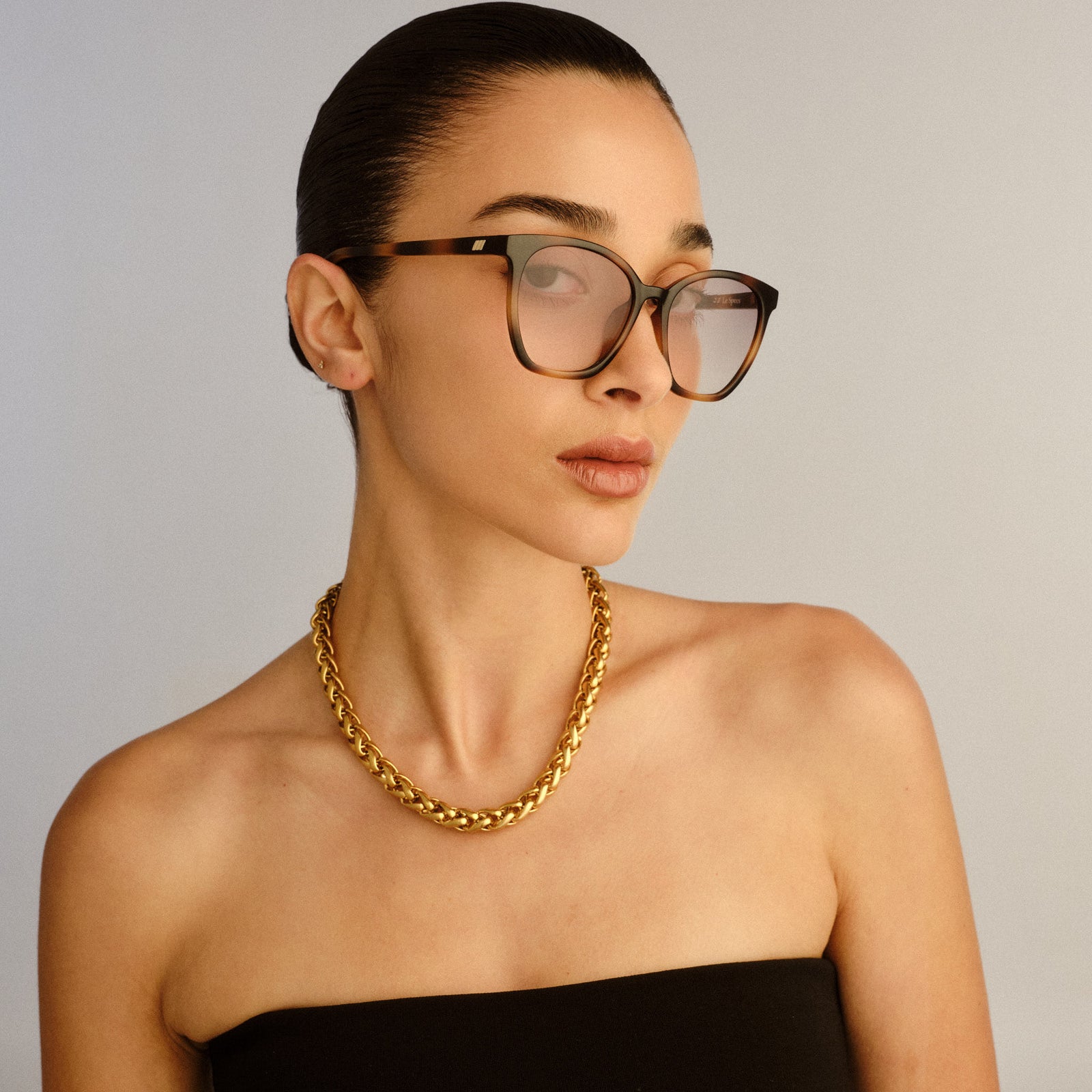 Nirvana Tort Female Cat-Eye Sunglasses | Le Specs