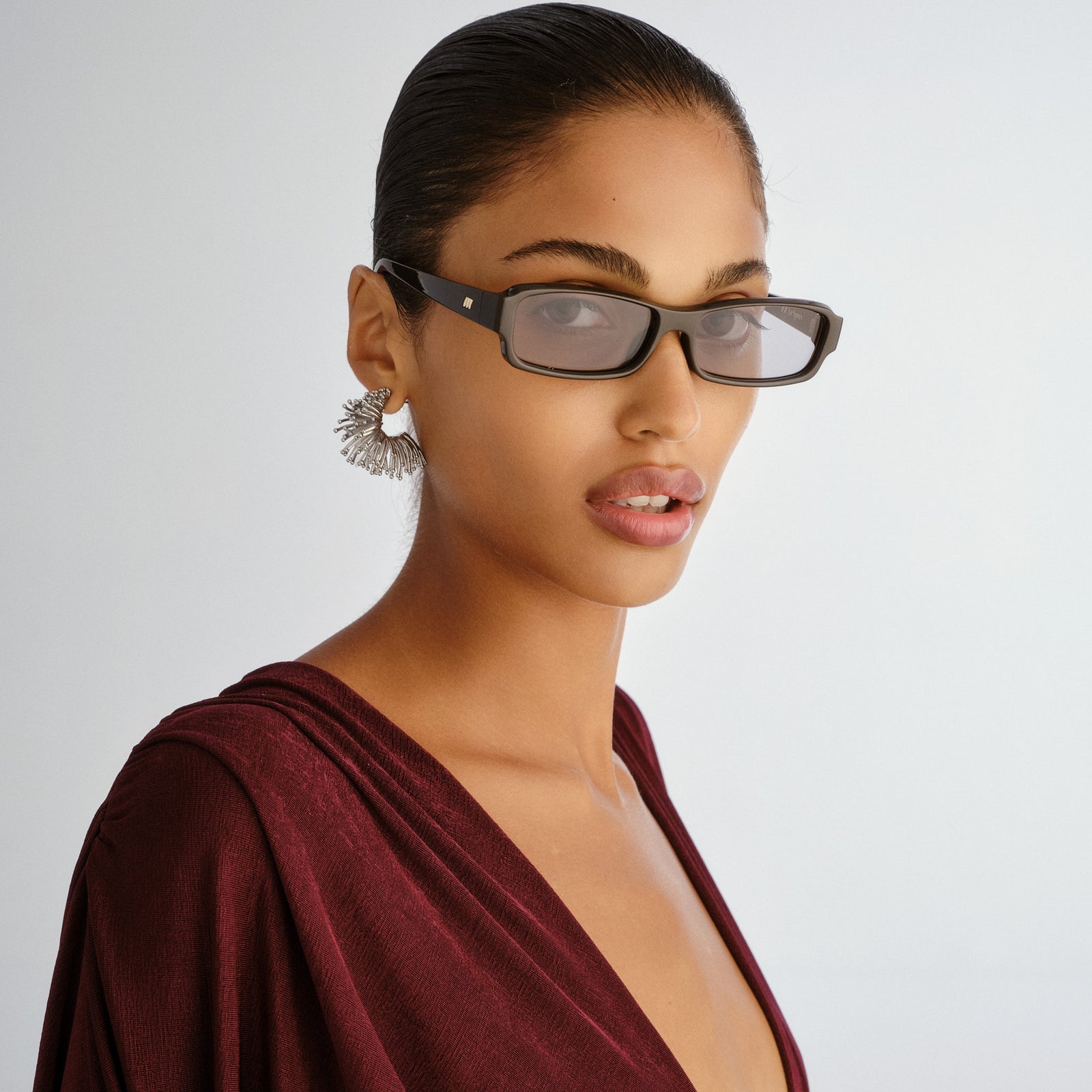 Dial Tone Dark Chocolate Uni-Sex Rectangle Sunglasses | Le Specs