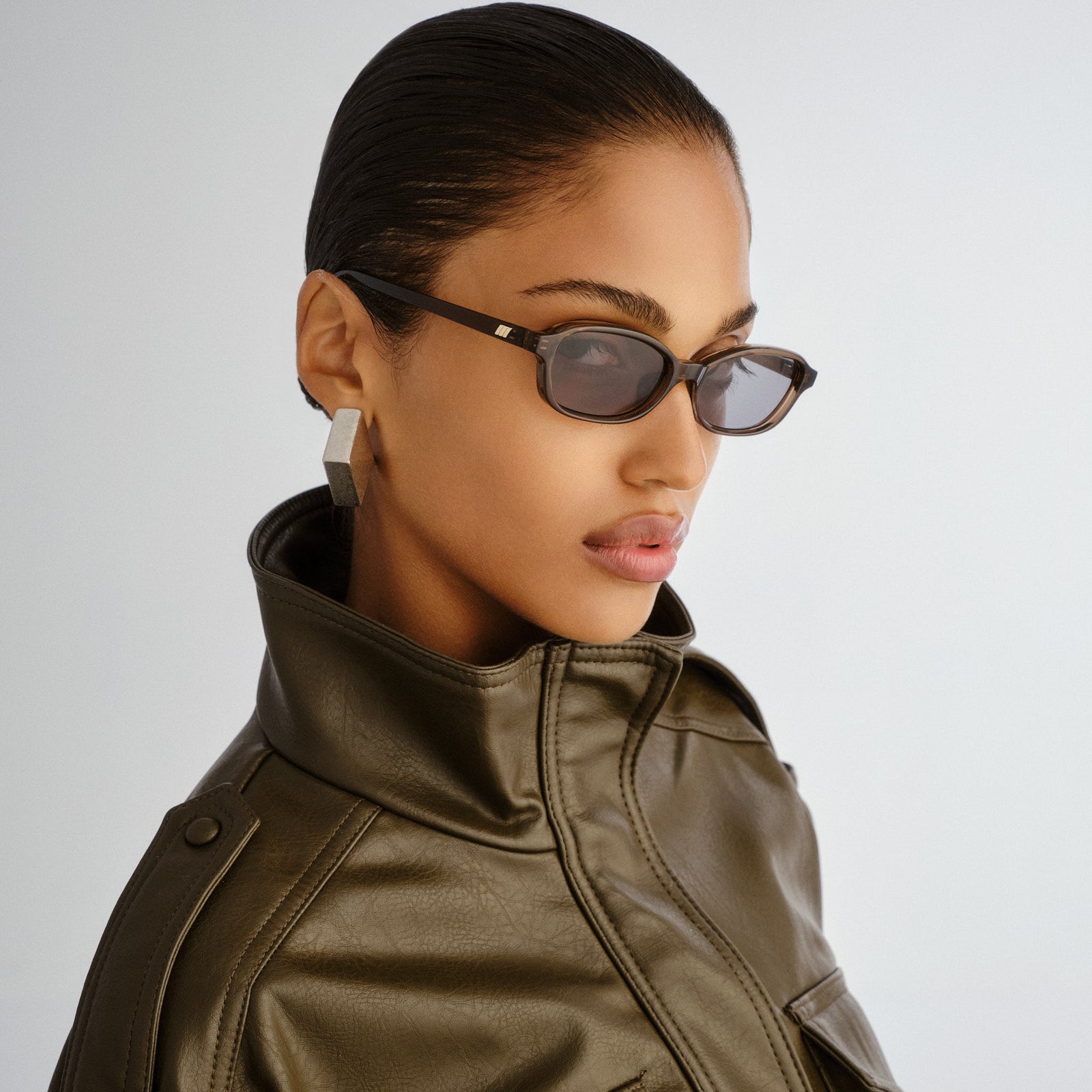 Honey Pot Cocoa Female Rectangle Sunglasses | Le Specs