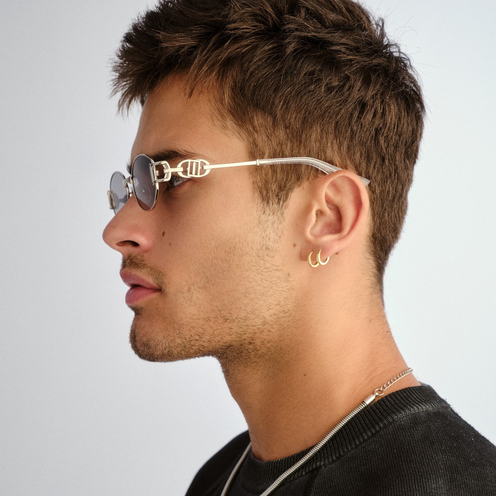 The Forbidden Silver Uni-Sex Oval Sunglasses | Le Specs