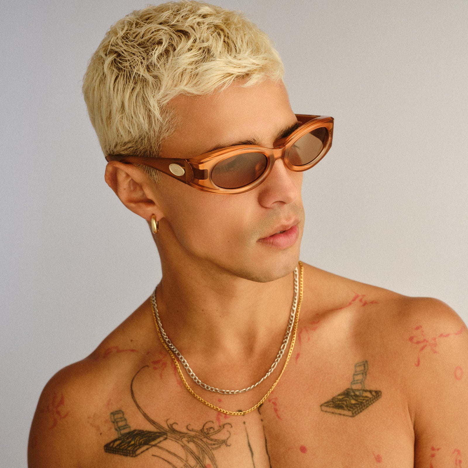 Glaciem Pearl Sandstone Uni-Sex Wrap Sunglasses | Le Specs