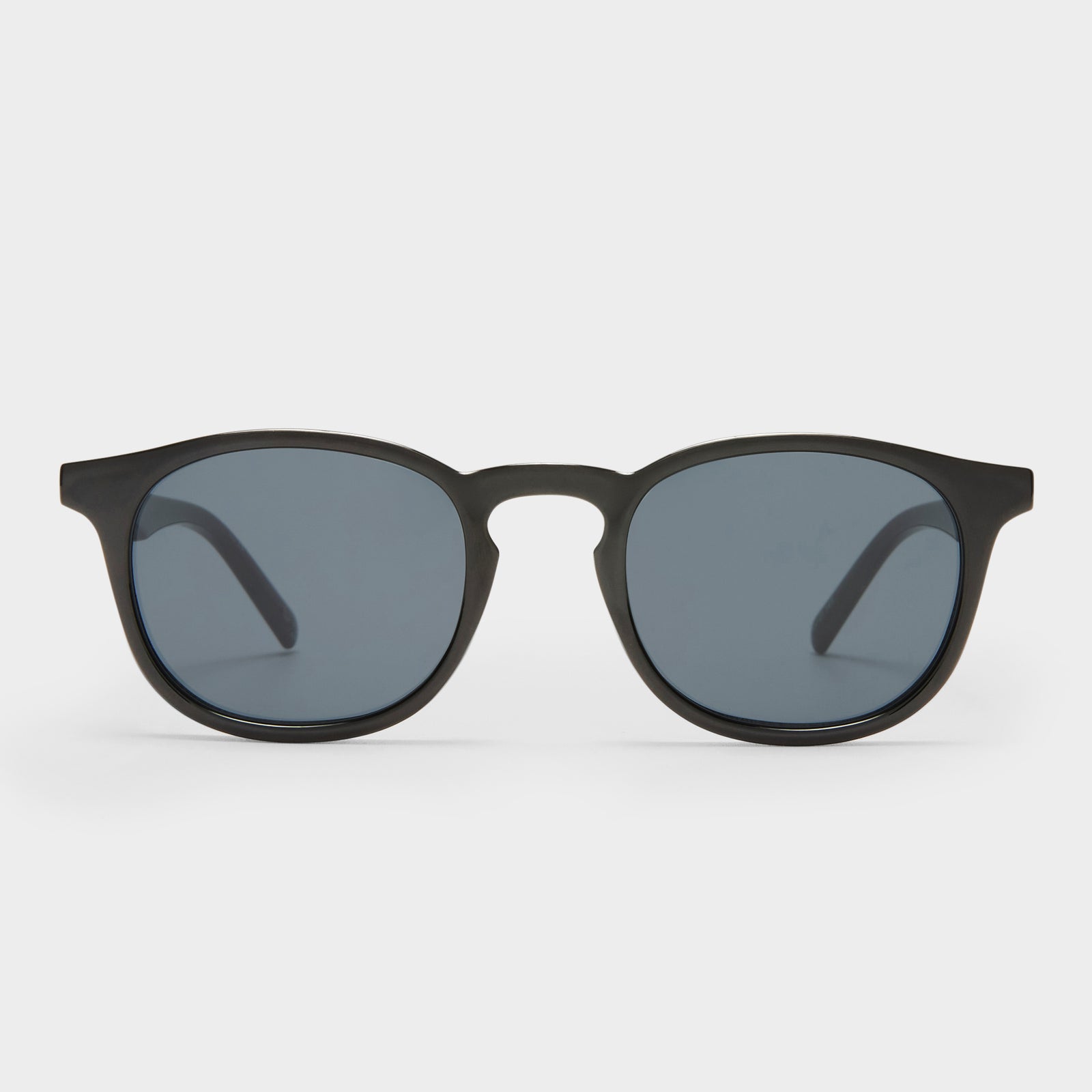 Club Royale Black Uni-Sex Round Sunglasses | Le Specs
