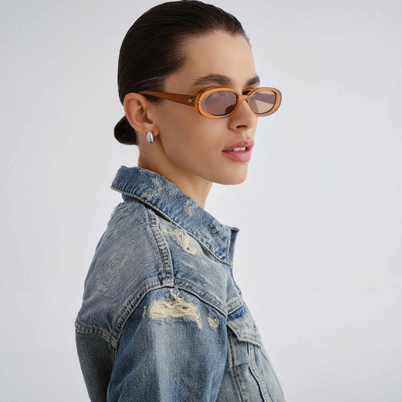 Outta Love Caramel Female Oval Sunglasses | Le Specs