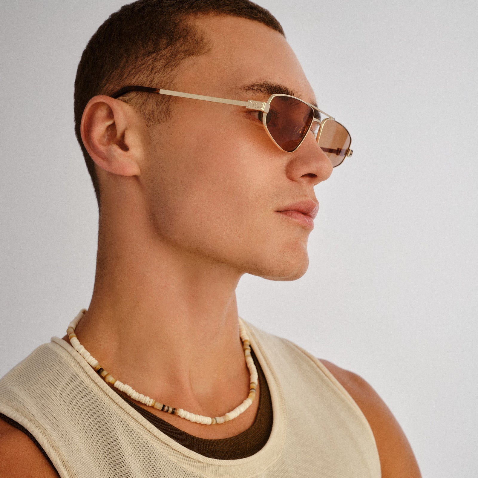 Treasure Gold Uni-Sex Aviator Sunglasses | Le Specs